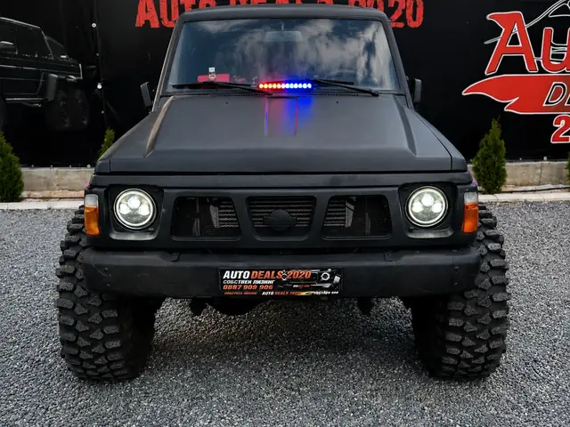 Nissan Patrol 1991, лилав