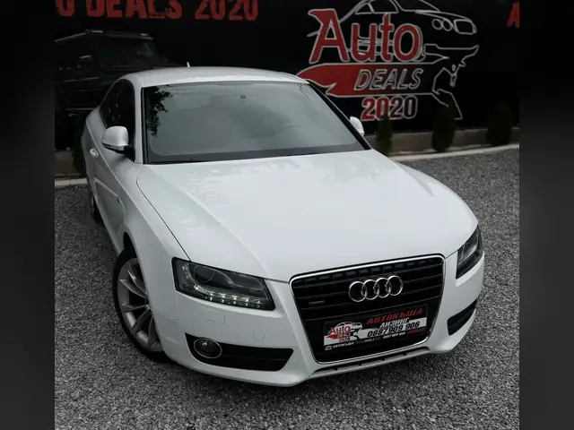 Audi A5 2009, бял