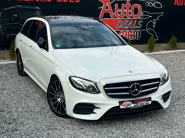 Mercedes-Benz E 350 2017, бял