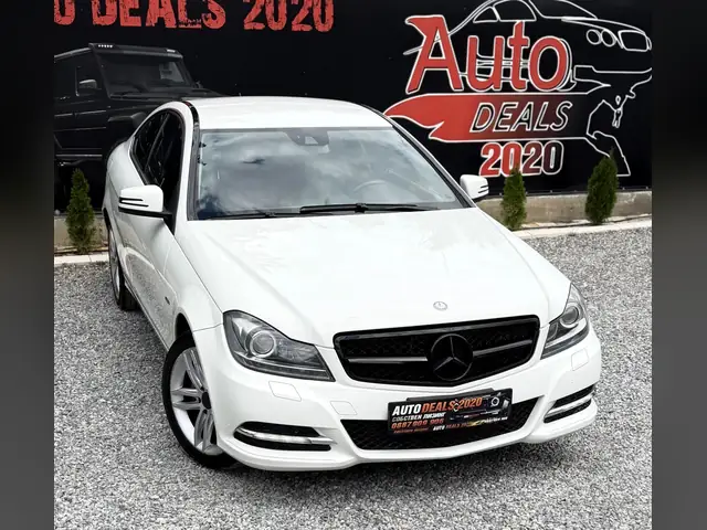 Mercedes-Benz C 250 2012, бял