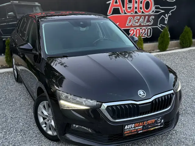 Skoda Scala 2020, черен