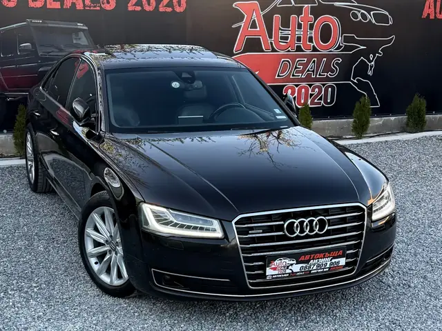 Audi A8 2015, черен