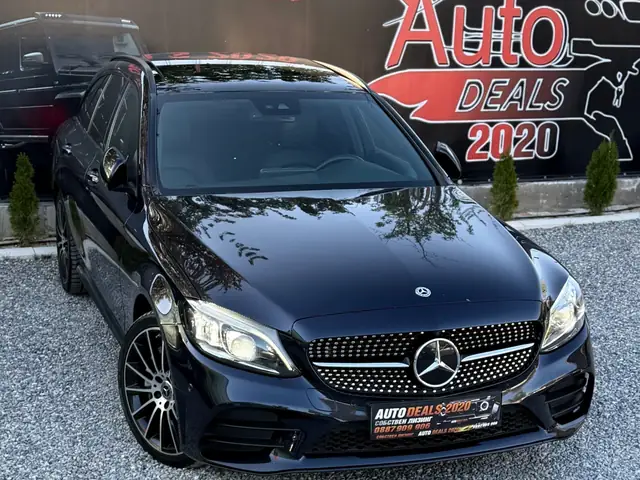 Mercedes-Benz C 300 2019, тъмносин металик