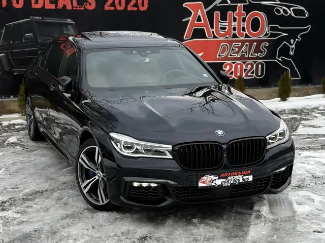 BMW 750 2018, черен