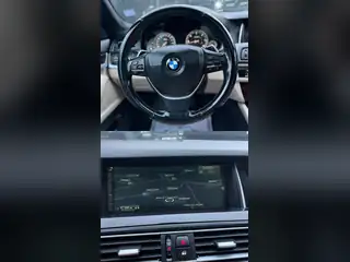 BMW 520 2016, тъмносин металик, снимка 9 от 12