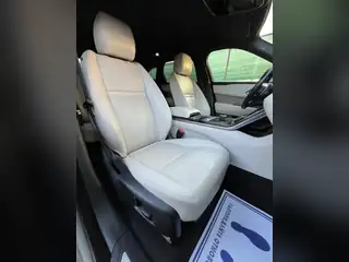 Land Rover Range Rover Velar 2018, сив, снимка 9 от 16