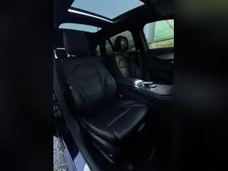 Mercedes-Benz C 300 2019, тъмносин металик, снимка 10 от 17