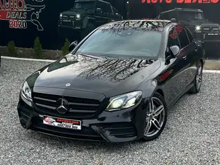 Mercedes-Benz E 220 2018, черен, снимка 2 от 17