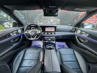 Mercedes-Benz E 350 2017, бял, снимка 11 от 17