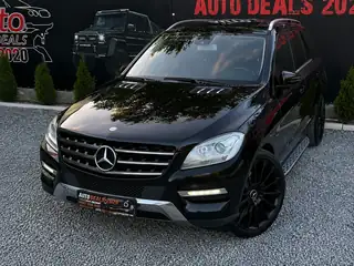 Mercedes-Benz ML 350 2012, черен, снимка 2 от 15