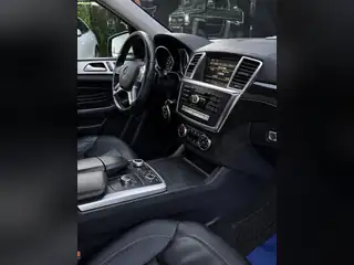 Mercedes-Benz ML 350 2012, черен, снимка 11 от 15