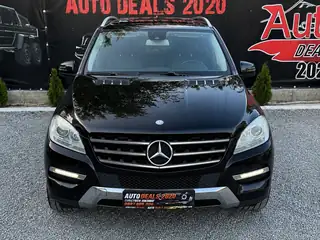 Mercedes-Benz ML 350 2012, черен, снимка 3 от 15