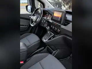 Renault Kangoo 2023, черен, снимка 8 от 12